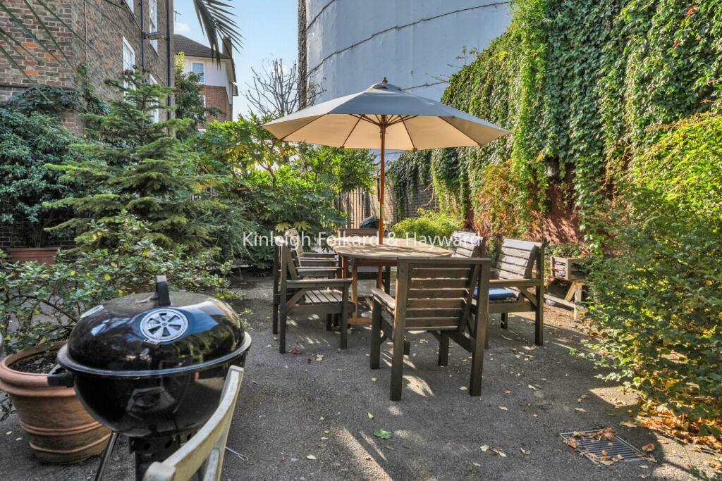 Apartment in London - More