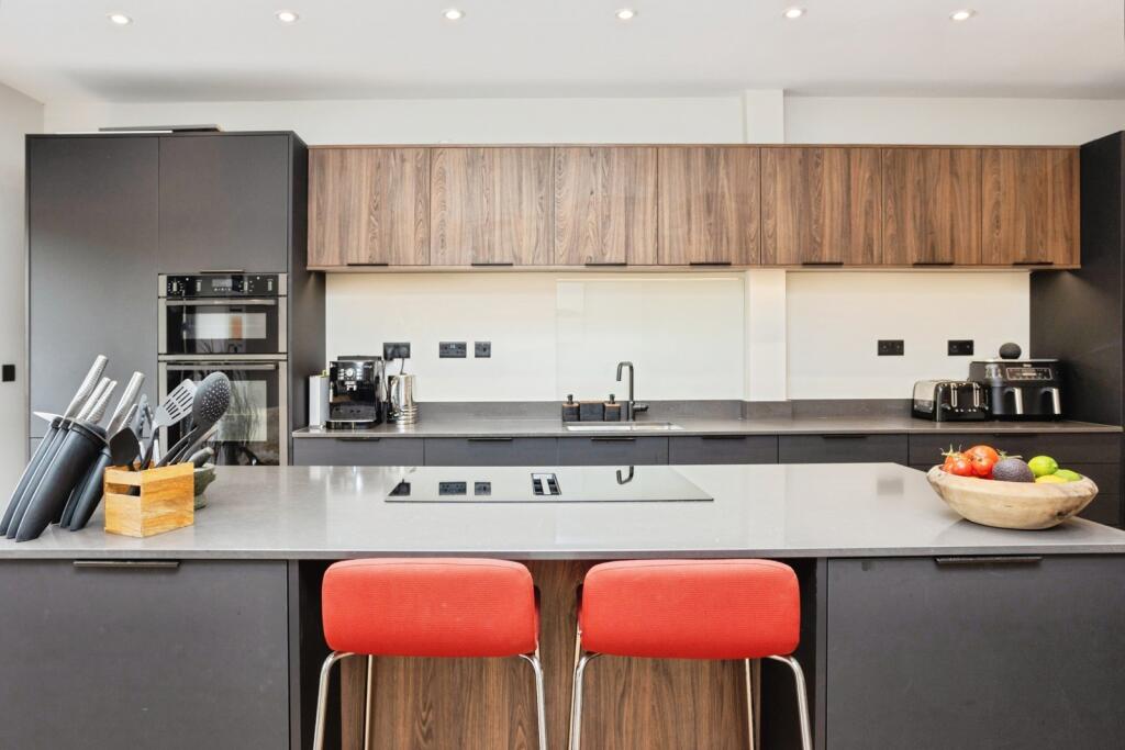 House in Tonbridge - View 4