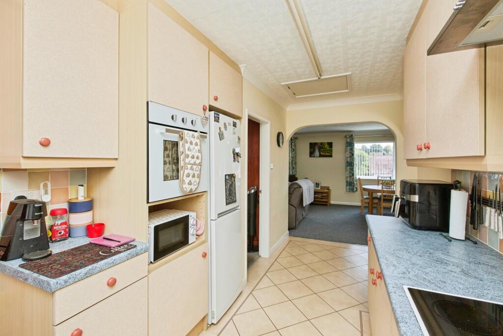 Apartment in Derby - View 3