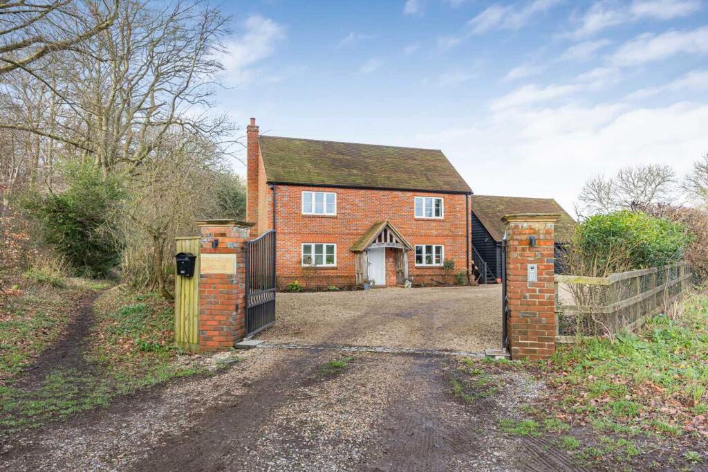 Main image of property: Park Corner, Nettlebed, RG9