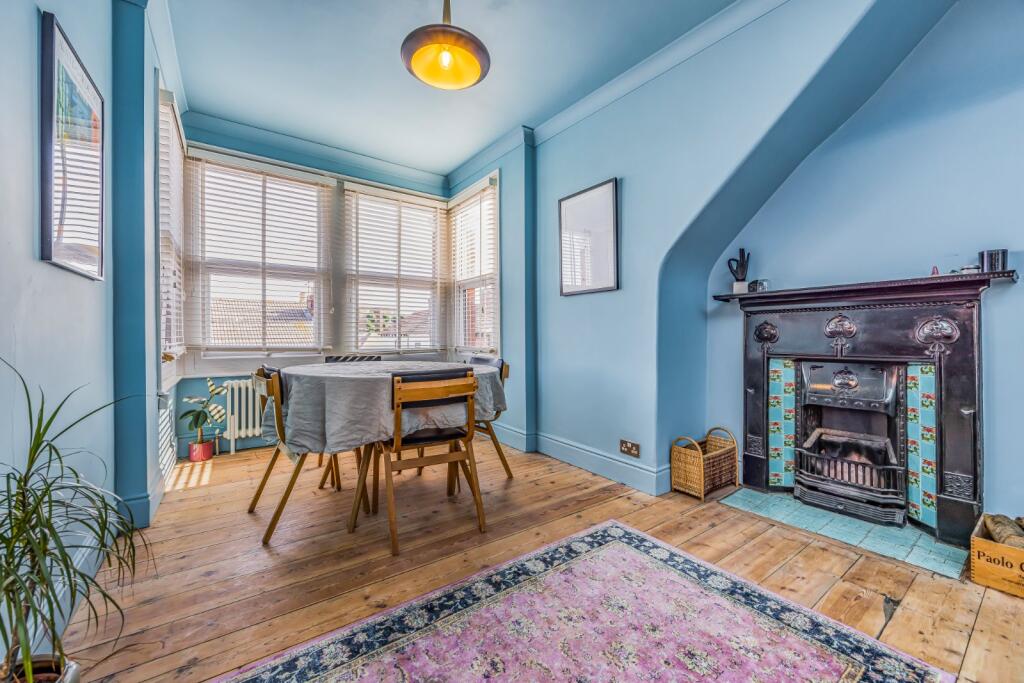 Apartment in Portsmouth, Southsea - View 5