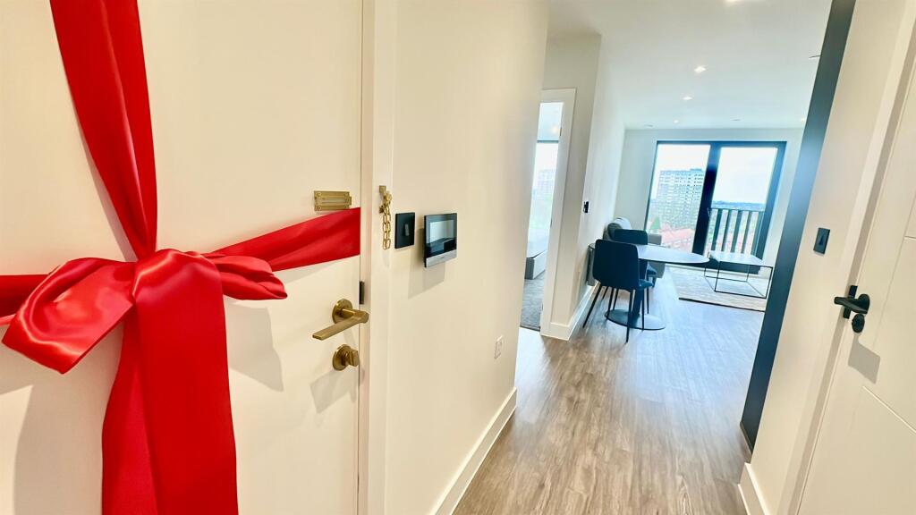 Additional image 9 of Brand New Home- Glasswater Locks, Belmont Row, B4