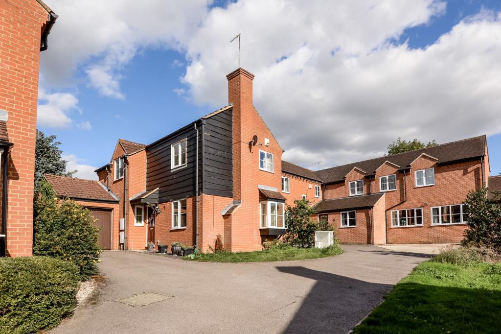 Main image of property: Broadhurst Gardens, East Oxford, OX4