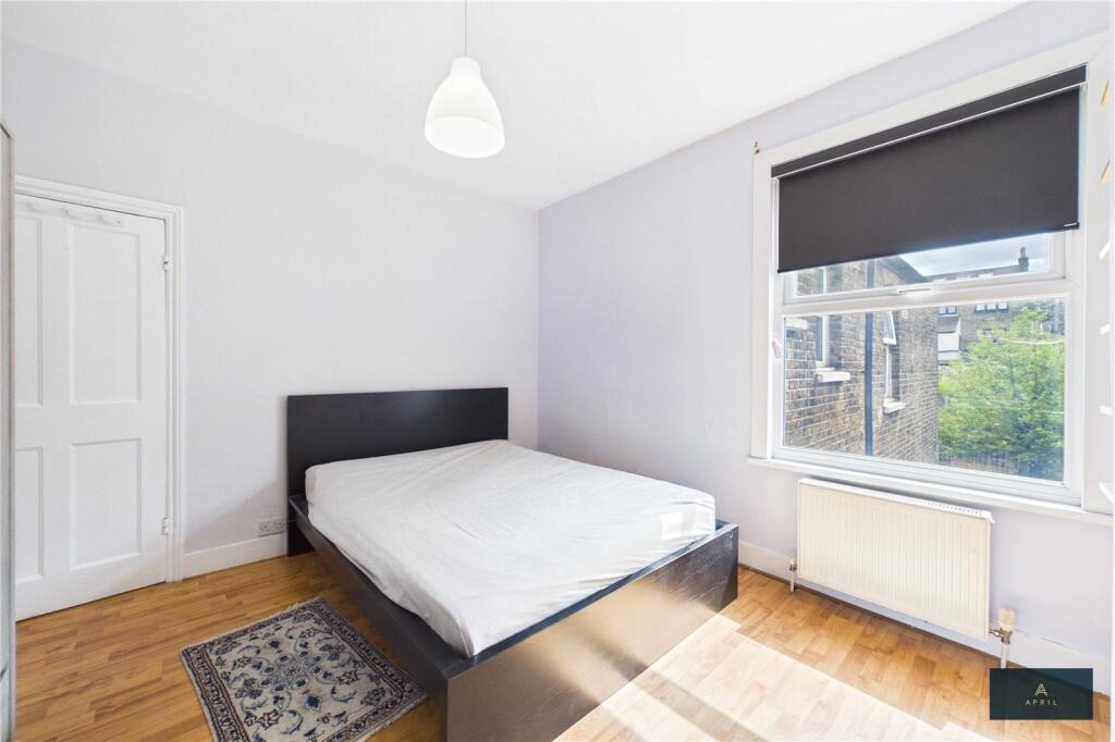 Apartment in London - View 2