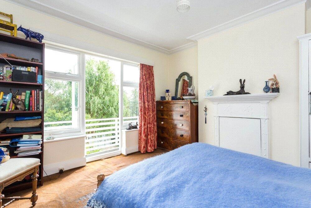 House in London - View 5