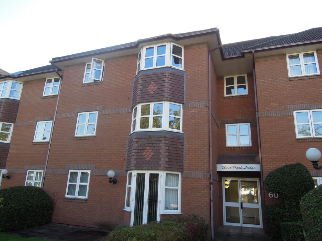 Main image of property: 16 West Park Lodge 60 Westwood Road Southampton SO17 1DP