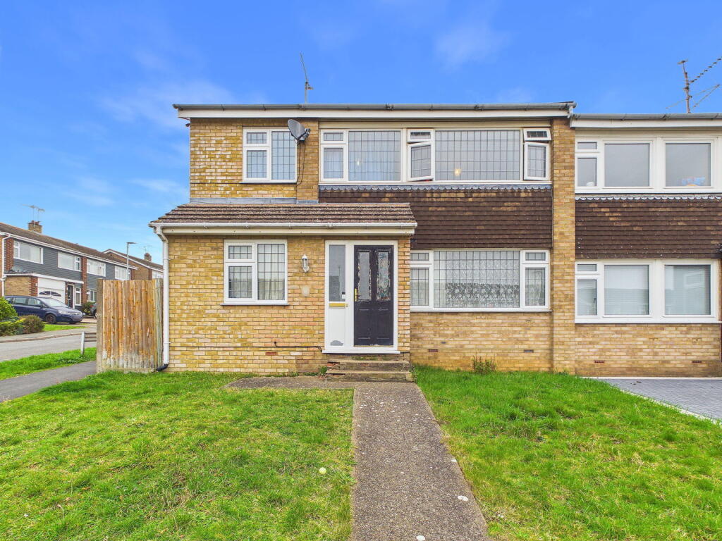 Main image of property: Parkway, Sawbridgeworth, CM21 9NR