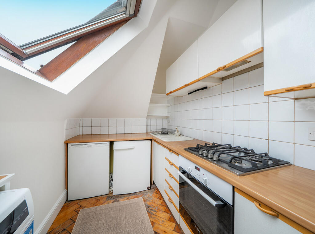 Apartment in London - View 5