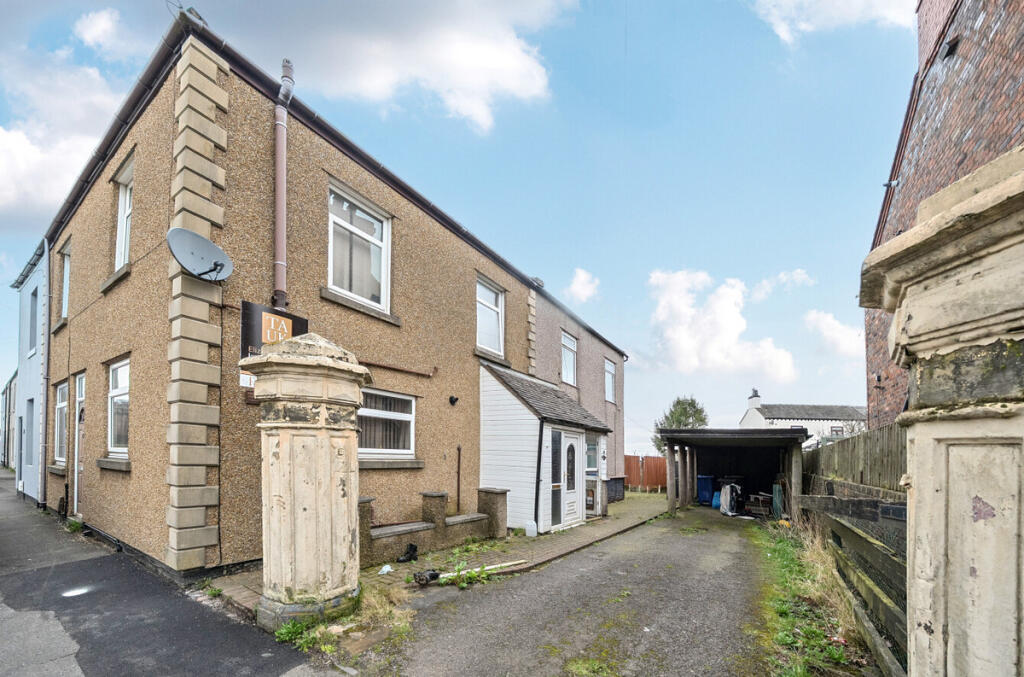 Main image of property: Liverpool Road, Newcastle under Lyme, ST5