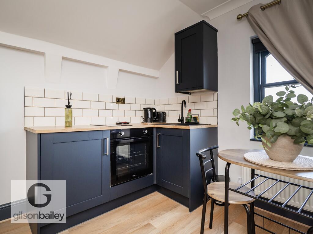 Apartment in Norwich, Norfolk - View 3