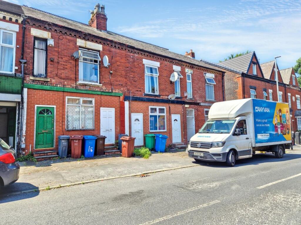 Main image of property: 14 & 14a Levenshulme Road, Manchester, M18 7WJ