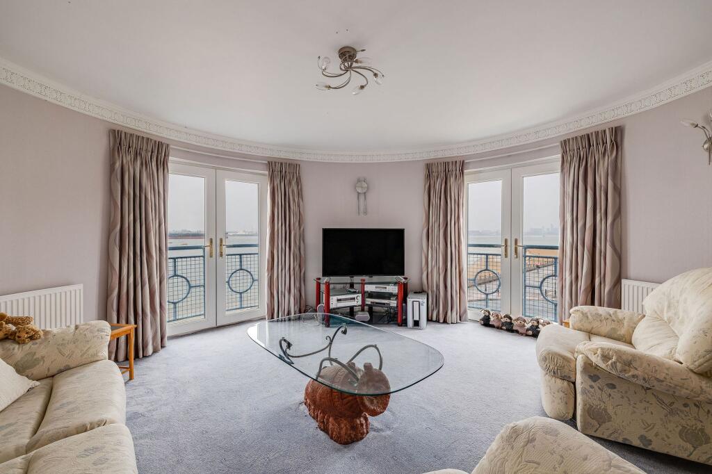 Tower Promenade, Wallasey, CH45 photo 3