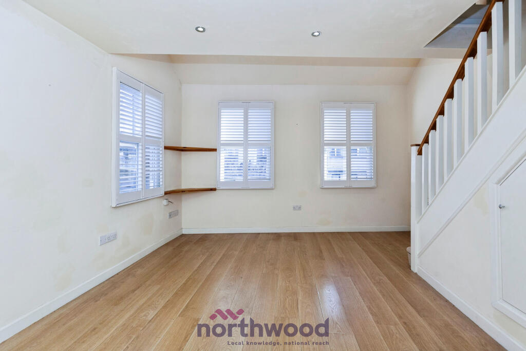 Apartment in Slough - View 4