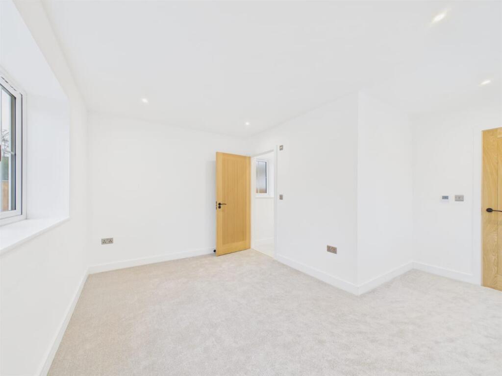 House in Colchester - View 4