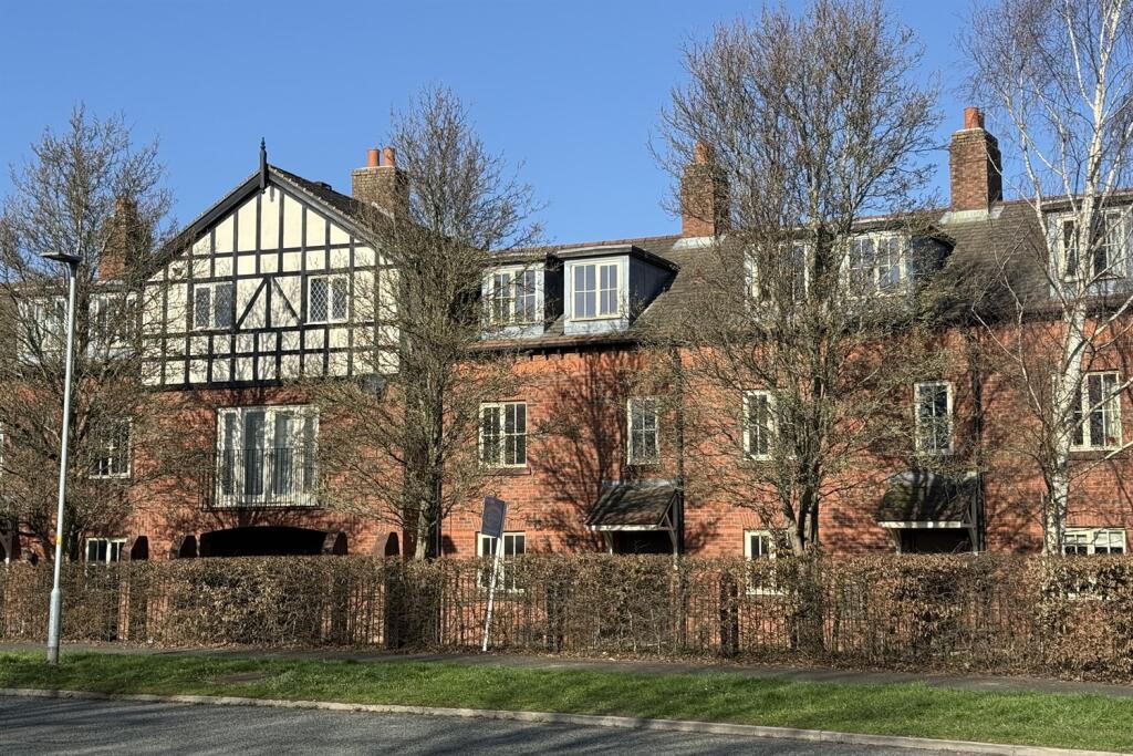 Main image of property: Archers Green Road, Kingswood, WA5 7XS