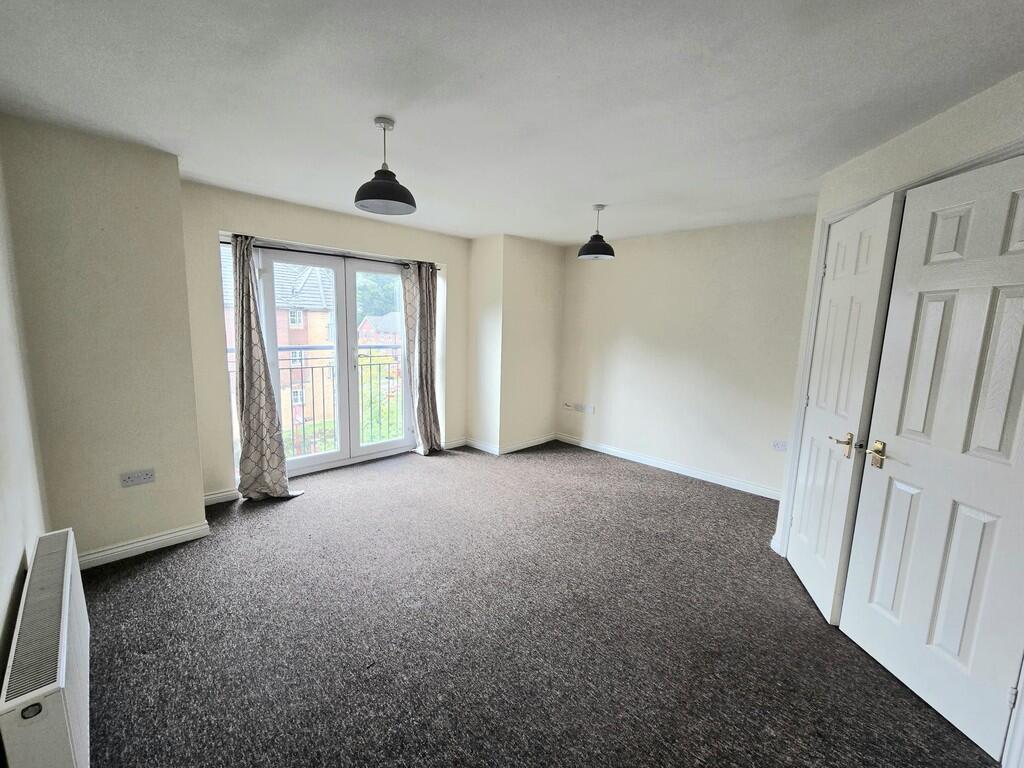 Apartment in Hartford, Cheshire West and Chester - View 2
