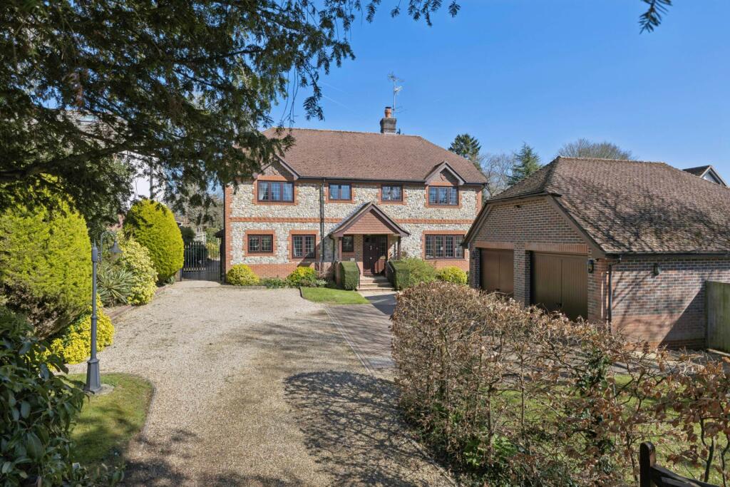 Main image of property: Chiltern Road, Rotherfield Peppard