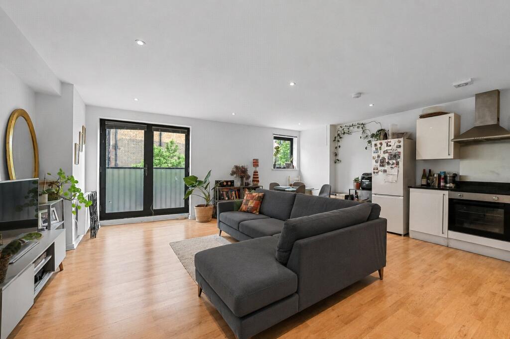 Main image of property: Barnet Grove, Bethnal Green, London, E2