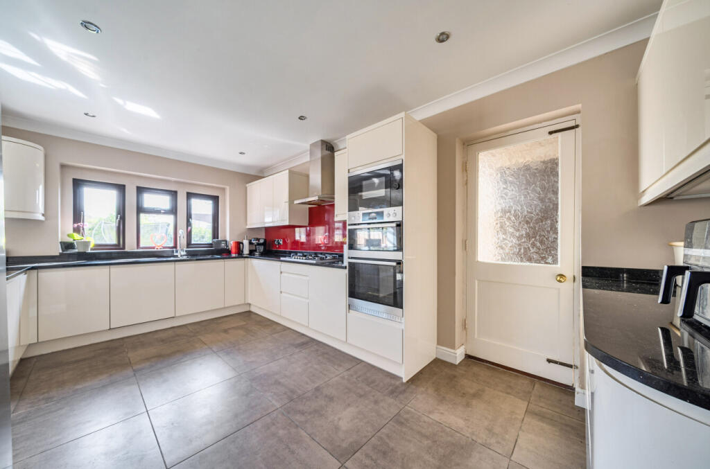 Additional image 4 of Petvin Close, Street, BA16