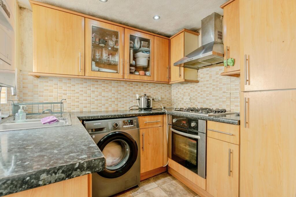 House in Burnley, Lancashire - View 4