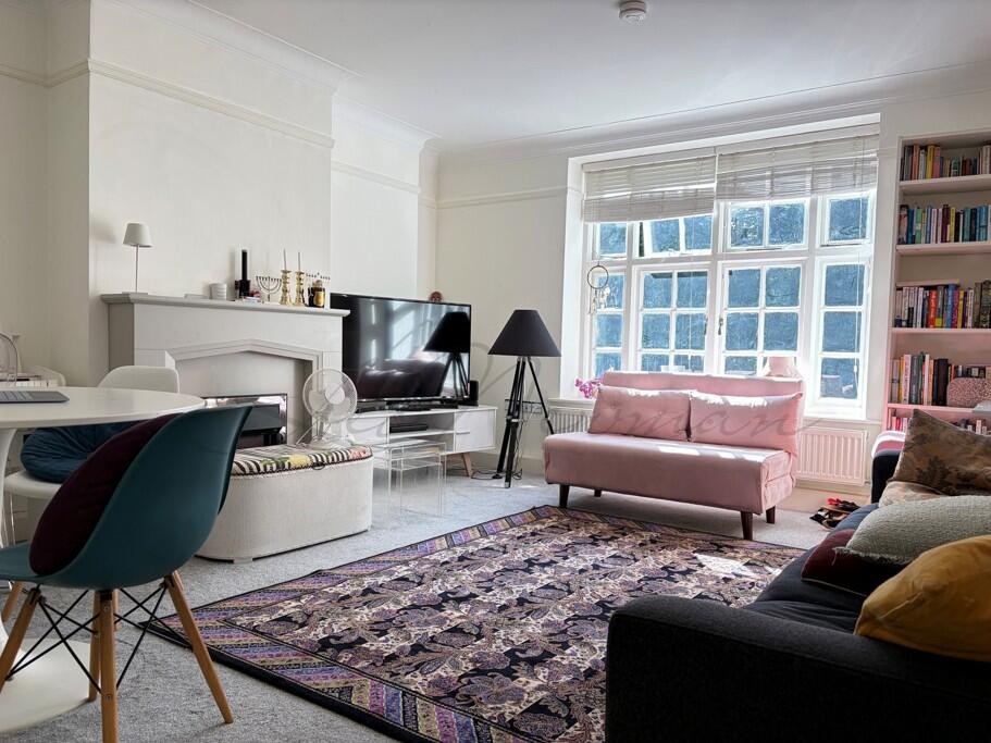 Main image of property: Hampstead Way, London, NW11