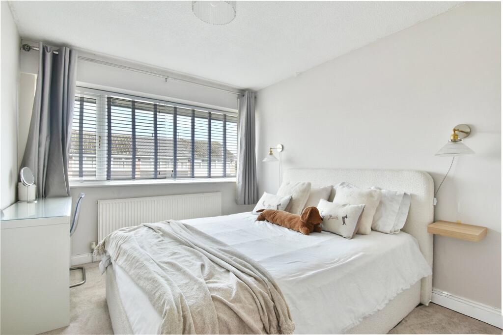 House in Tameside, Greater Manchester - More