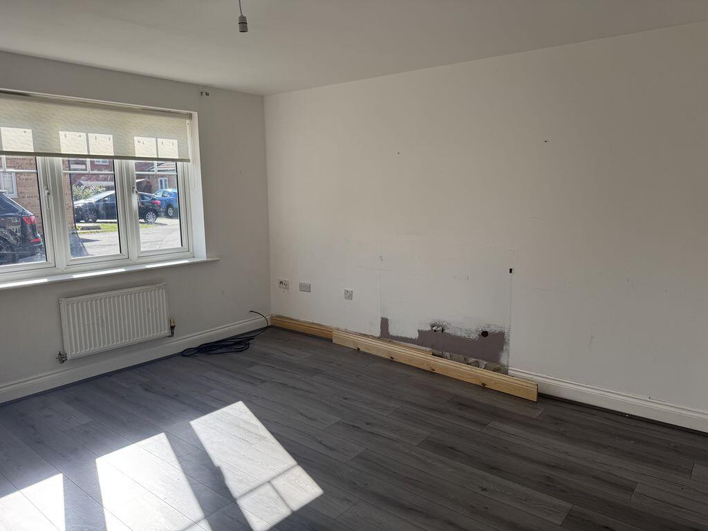 House in Sunderland - View 4