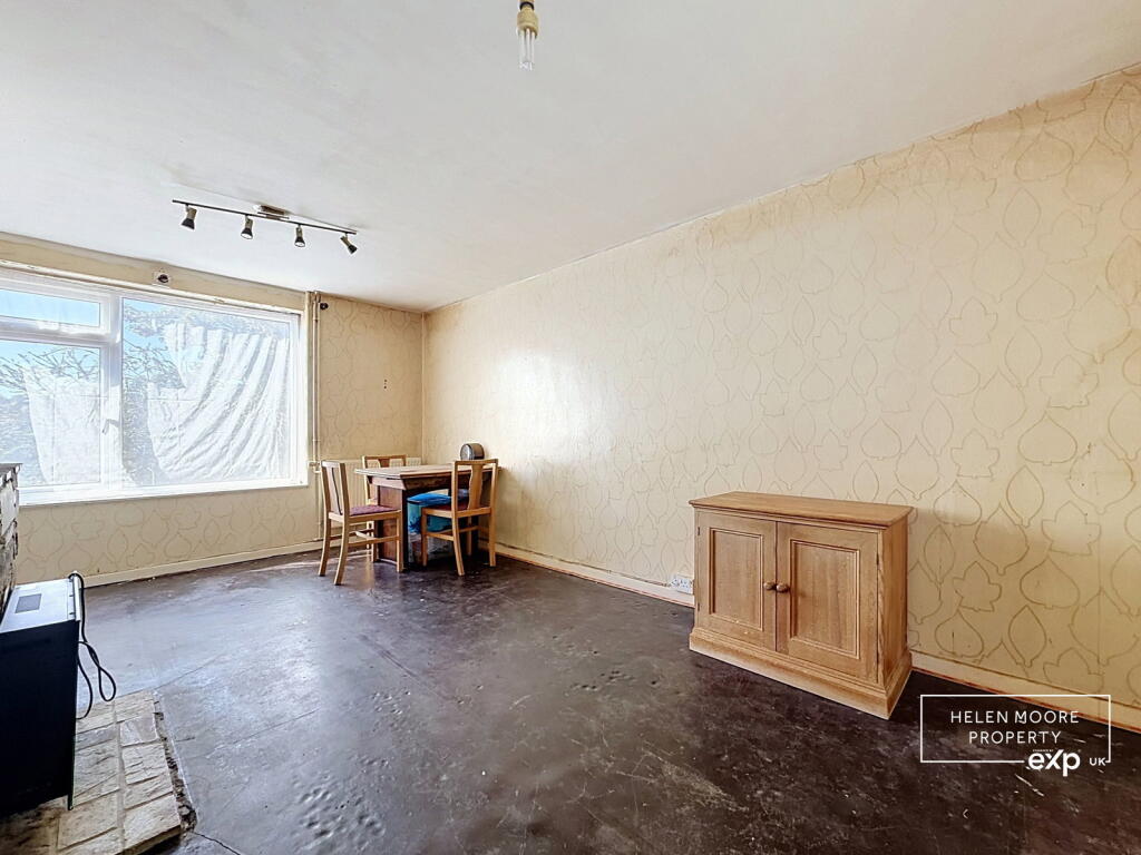 House in Plymouth - View 5