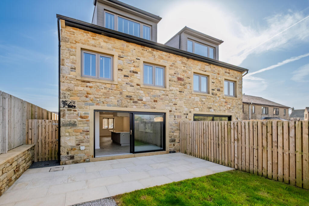 Additional image 2 of Brogden View, Barnoldswick, Lancashire, BB18