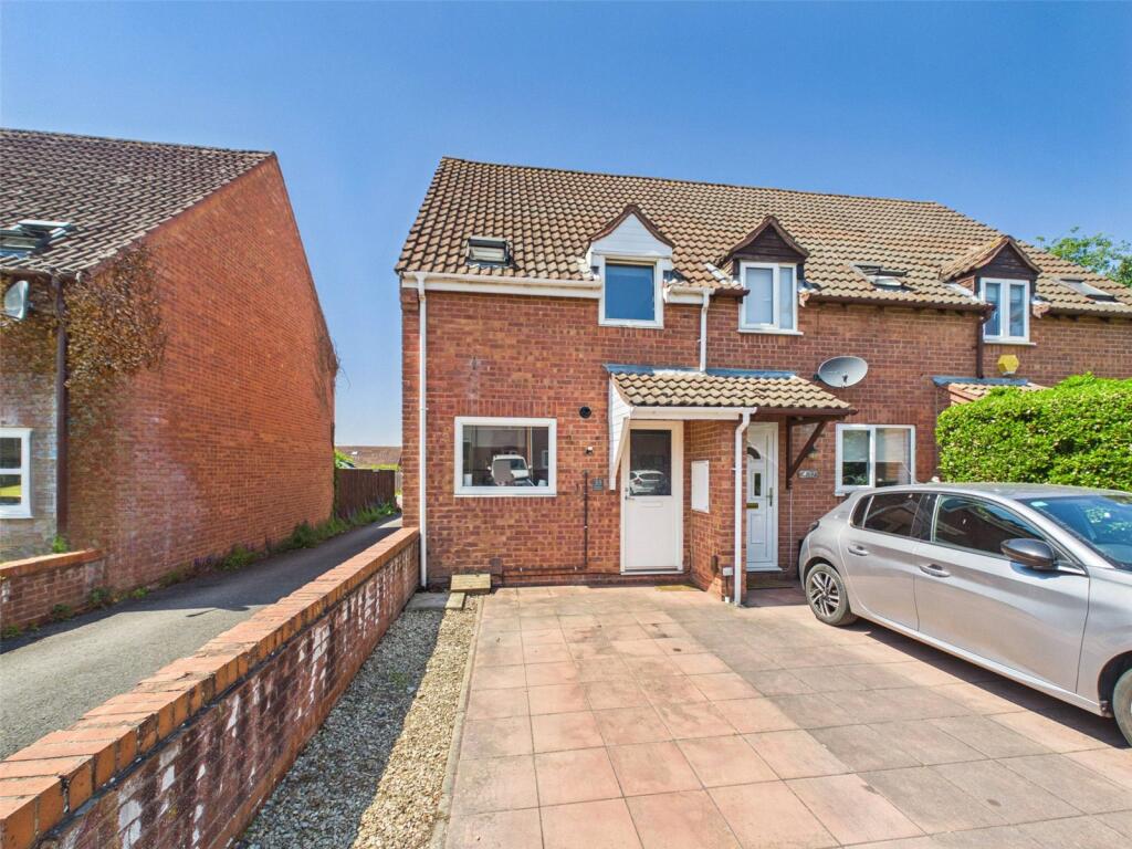 Main image of property: Lanham Gardens, Quedgeley, Gloucester, Gloucestershire, GL2
