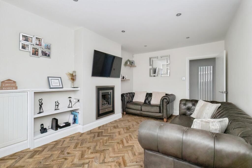 Wood Street, Denton, Manchester, M34 photo 3