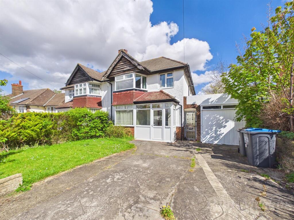 3-bed semi-detached on Littleheath Road, South Croydon, £550,000
