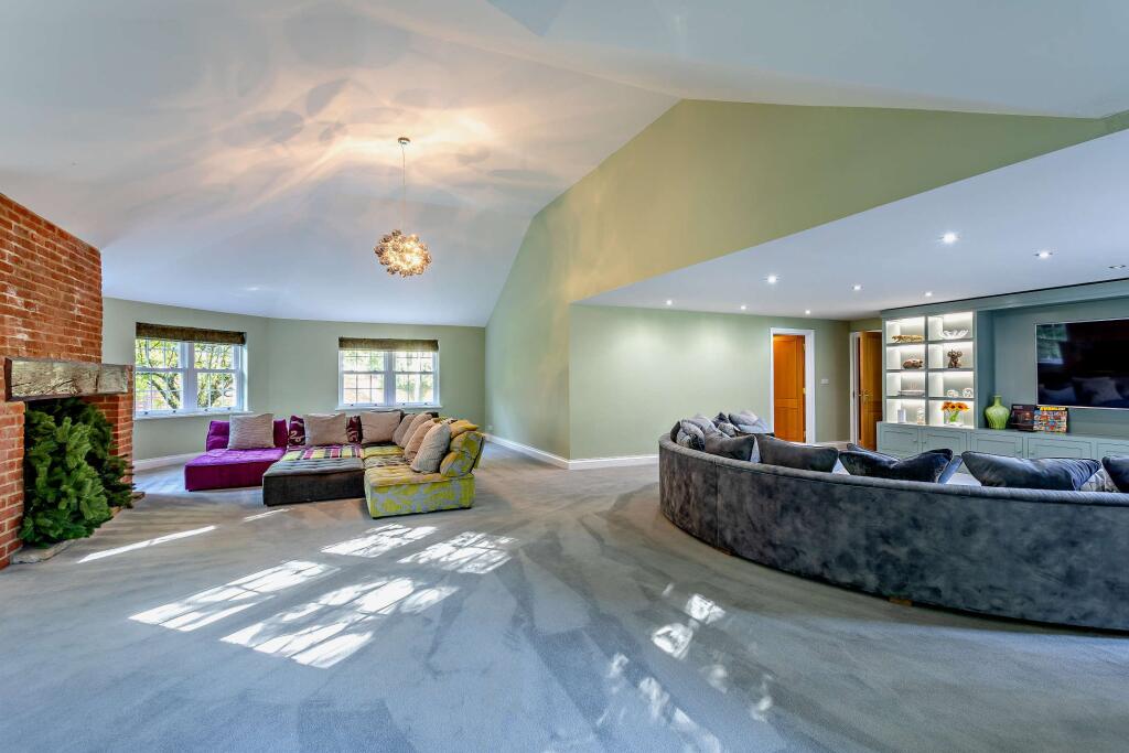 House in South Cambridgeshire, Fowlmere - More