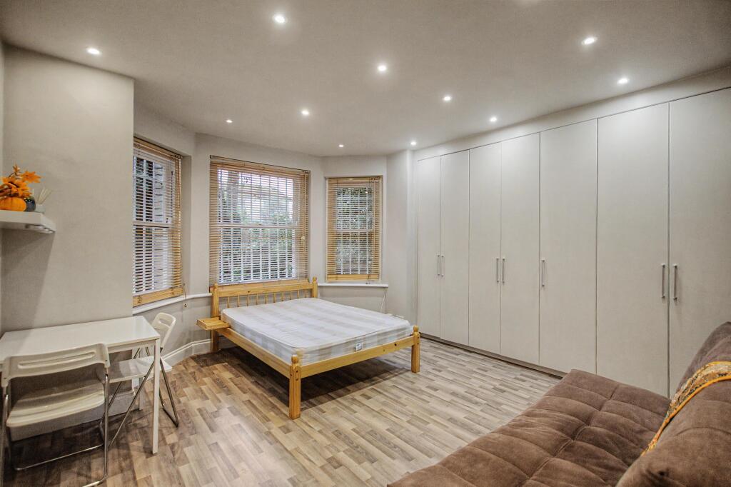 Flat 1, 38 Fellows Road, Belsize Park, London, NW3 photo 2