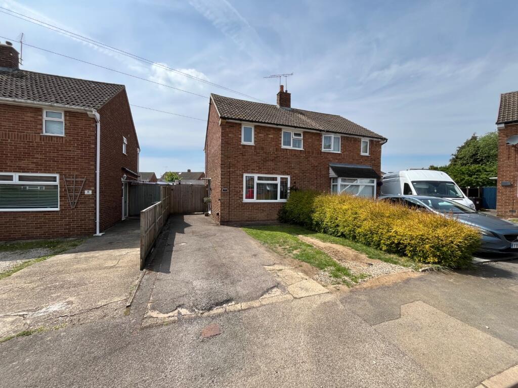 Hornsby Close, Luton, Bedfordshire, LU2 9HP, Bedfordshire