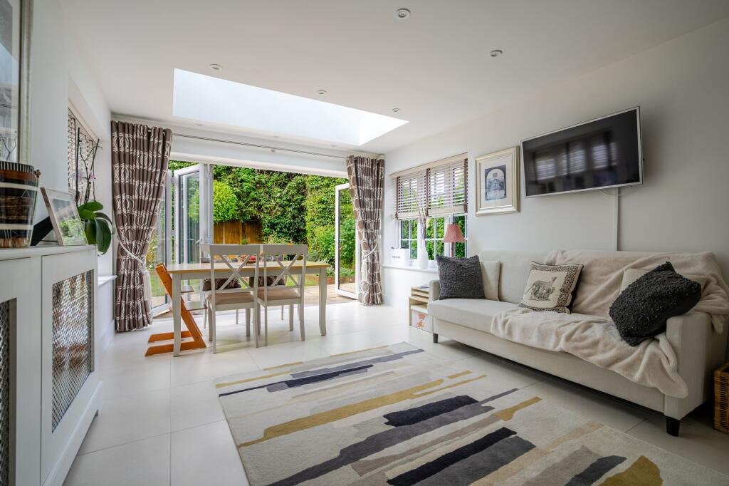 Homelands, Winkfield photo 4