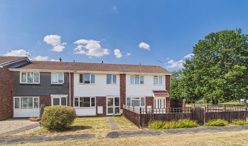 Main image of property: Maisemore, Yate, Bristol, BS37 8UP