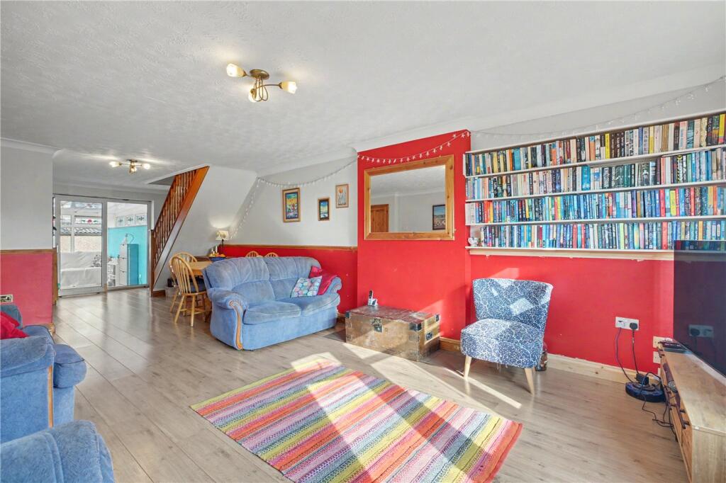 Tudor Way, Mulbarton, Norwich, Norfolk, NR14 photo 3
