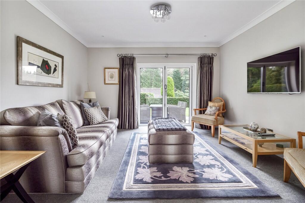 Saddleback Drive, Castle Hill, Prestbury, Cheshire, SK10 photo 4