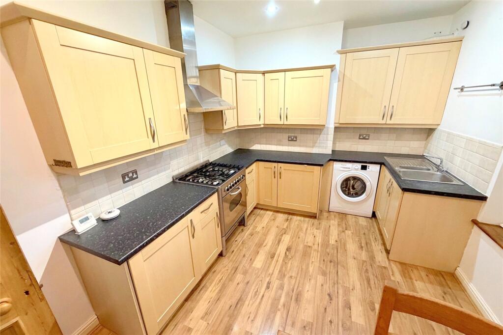 Beverley Terrace, Cullercoats, NE30 - View 3