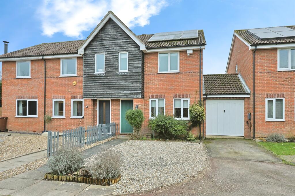 Main image of property: Farrow Close, Mattishall, DEREHAM