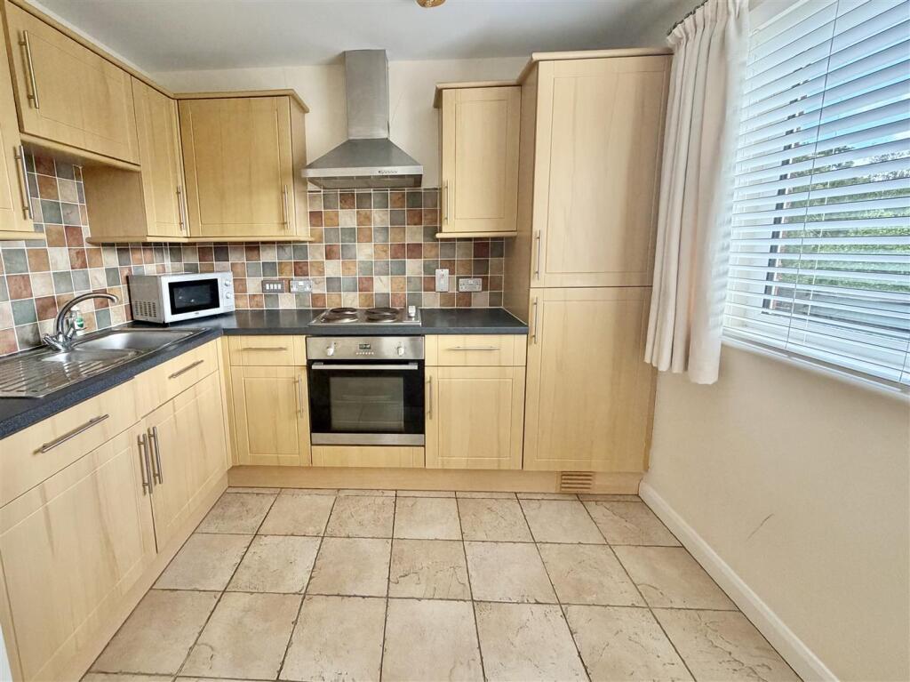 Apartment in Shrewsbury - View 4