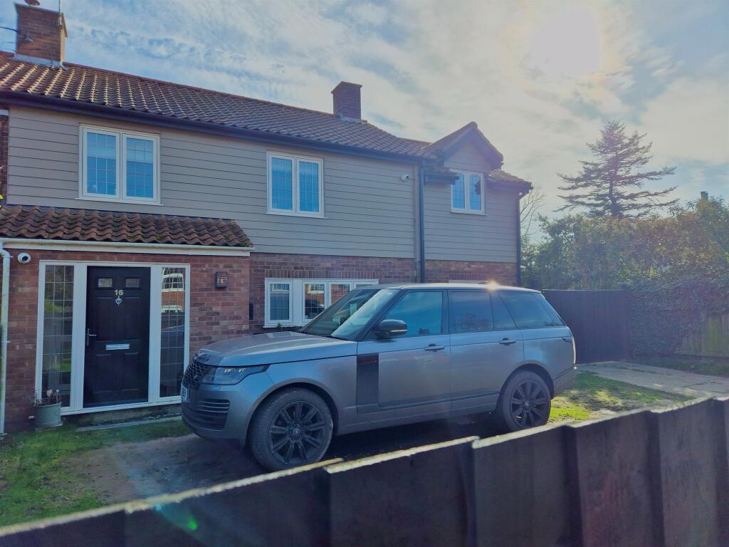 Main image of property: The Street, Freston, Ipswich