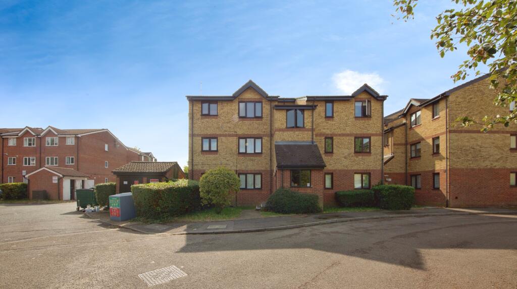 Main image of property: Green Pond Close, London, E17
