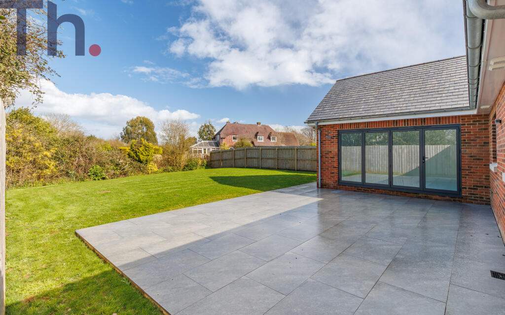 House in Ryde, Wootton Bridge - View 5