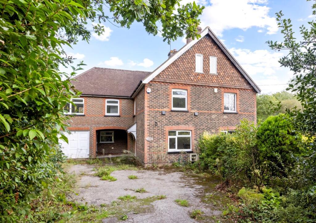 Main image of property: Hydehurst Cottage, London Road, Lowfield Heath, Crawley, RH10 9SW