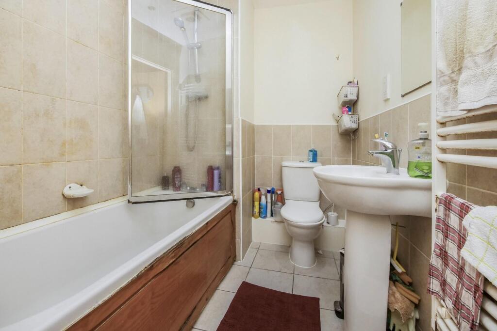 Apartment in York - View 5
