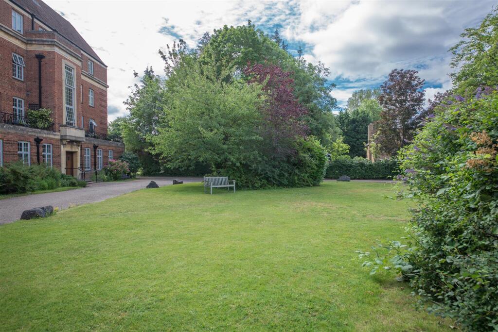 Property photo 8