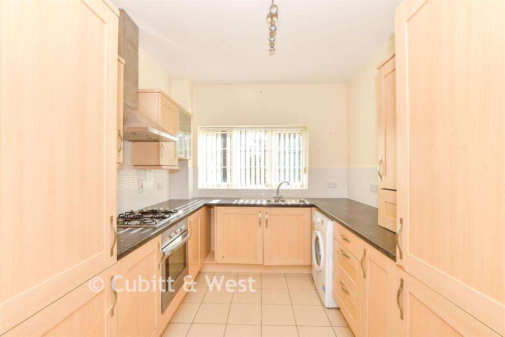 Apartment in Portsmouth - View 4