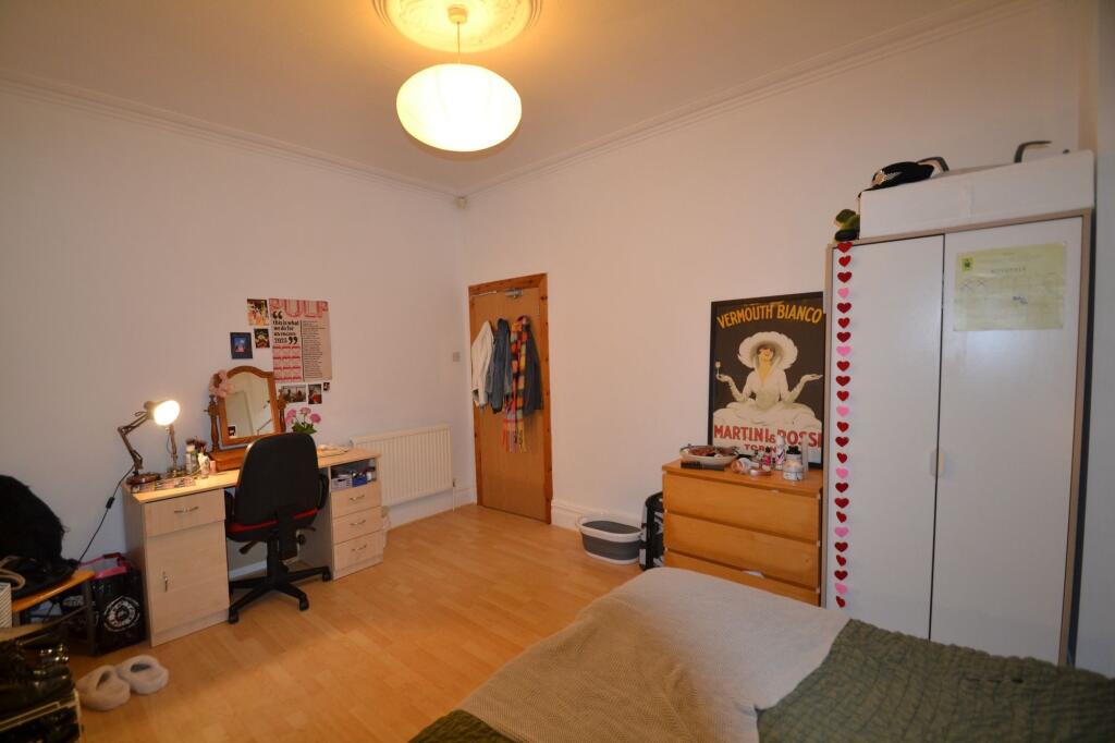1 bedroom house share for rent
